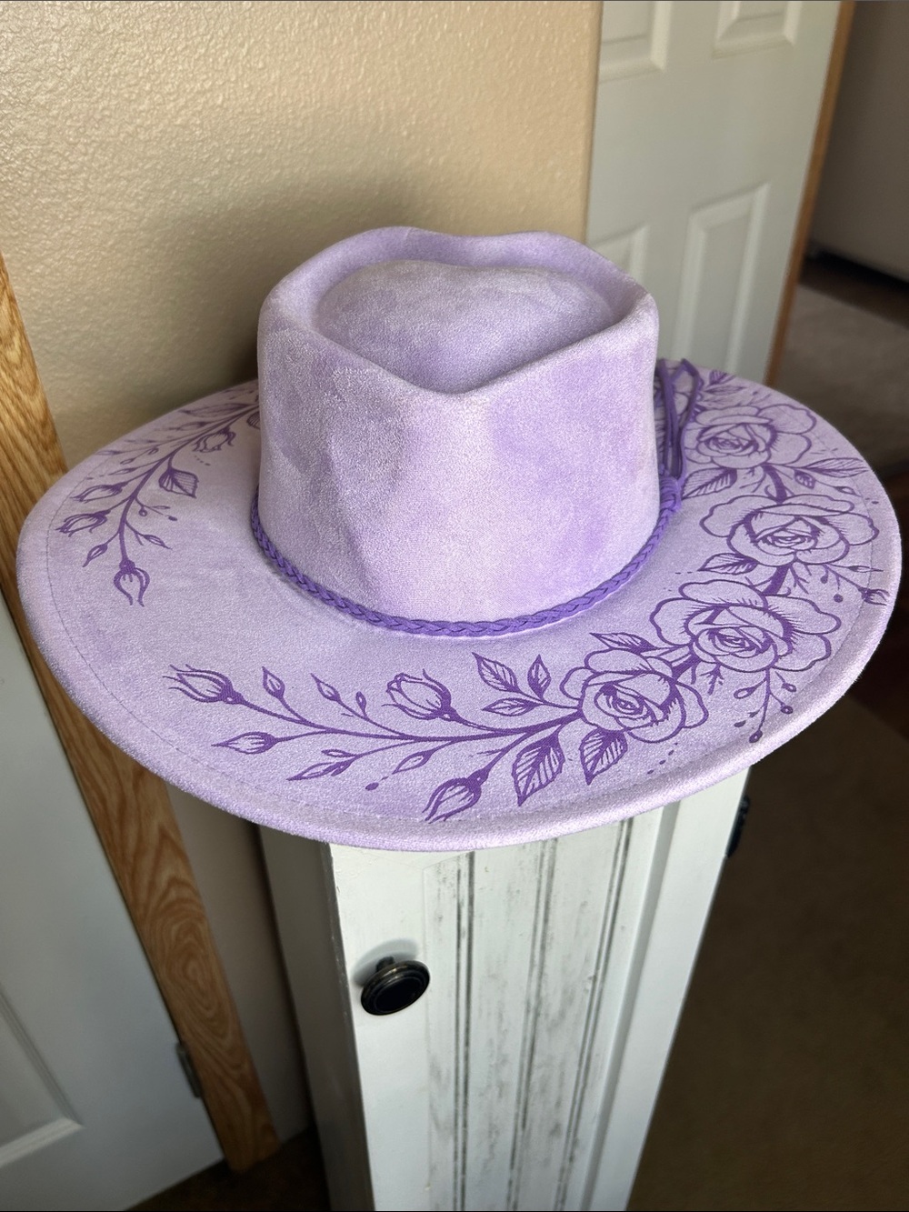 Western Lavender Heartcrown Floral Design Wide Brim Fedora Hat